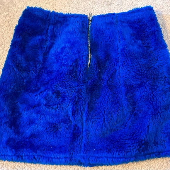 Fuzzy furry blue rave skirt 90s ☮️ - Picture 2 of 5